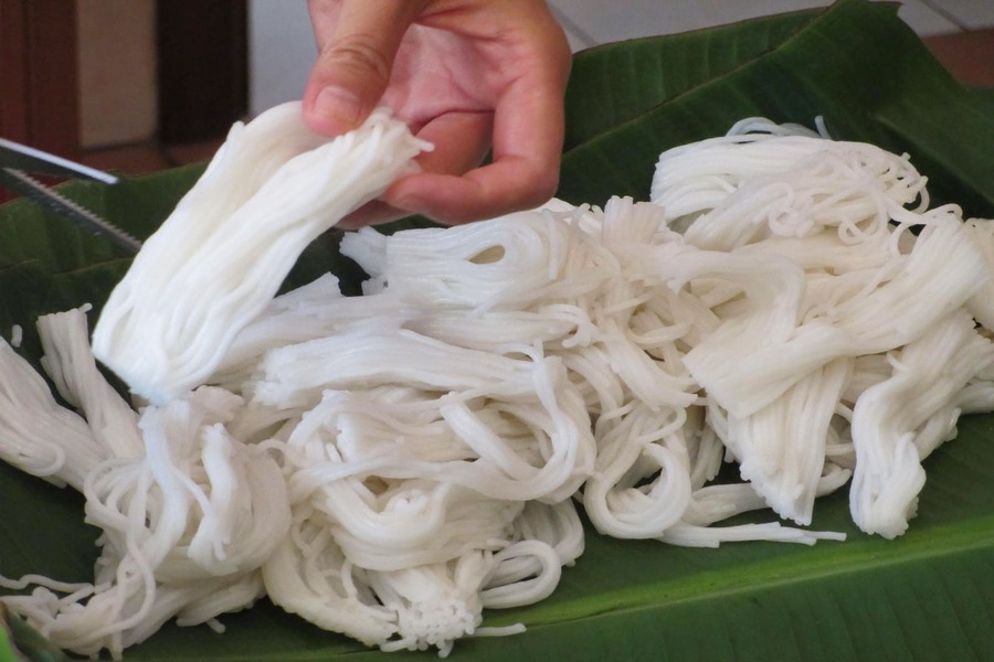 bun dau mam tom has bun