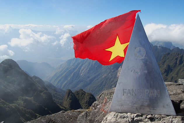 fansipan mountain fansipan cable car, Vietnam Tours Packages