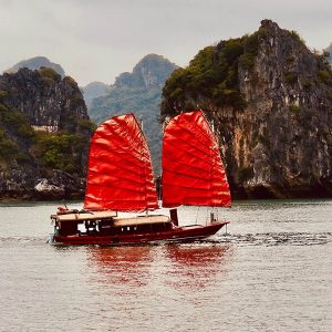 Cruise Trip in Halong, Vietnam 17 day itinerary