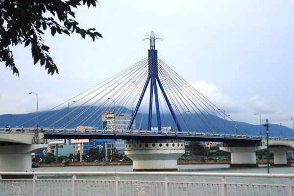 Top 5 must-do things in Da Nang