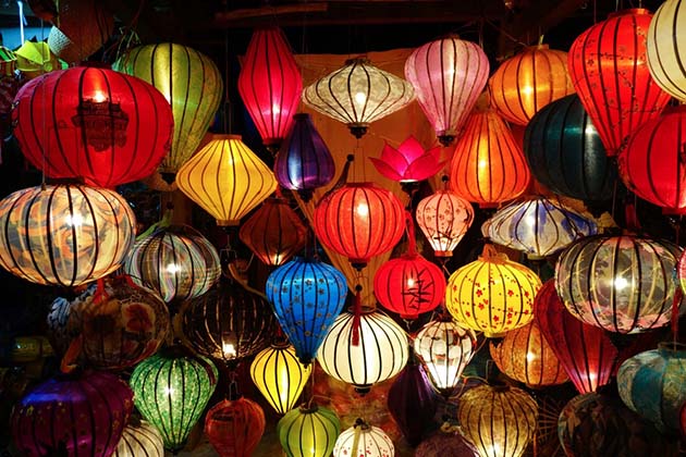 Hoi An Larntern Festival, Vietnam Tour Packages