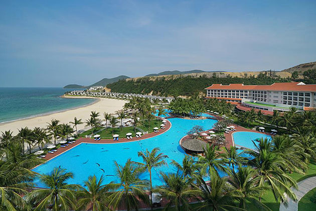 hon tre island vinpearland nha trang, Vietnam Travel Package