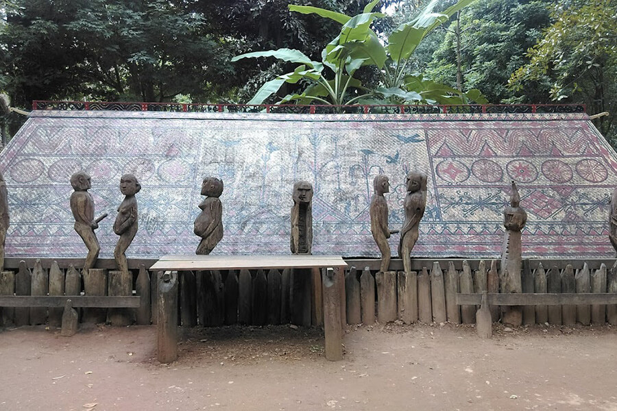 Vietnamese museum of ethnology Hanoi-tours