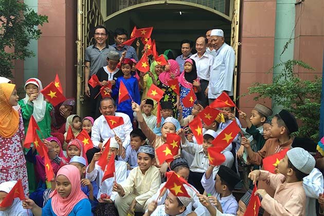 Islam in Vietnam, Vietnam Local Package