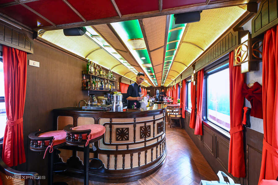 Luxury Cross-Vietnam Train Tour is about to operate