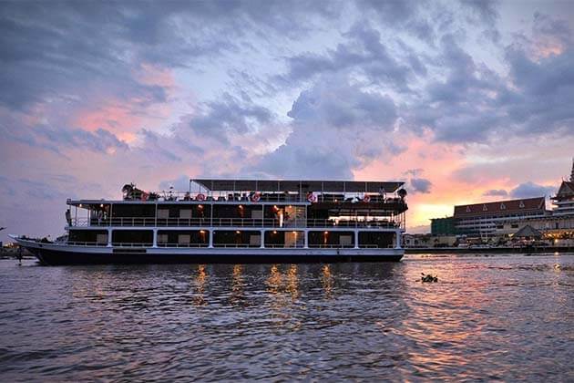 Mekong River Cruise, Vietnam trips