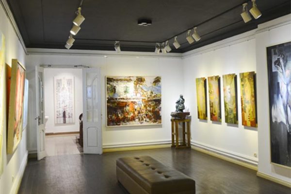 Nguyen Art Gallery, Vietnam local tours