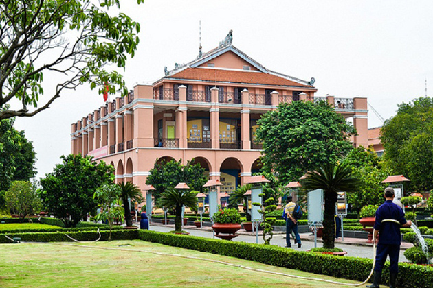 Nha Rong wharf Ho Chi Minh Museum