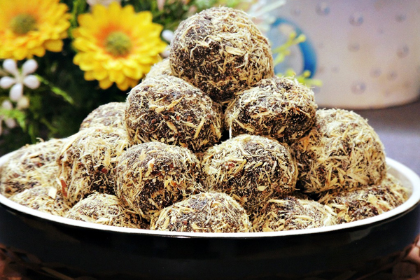 O Mai, Package holiday in Vietnam