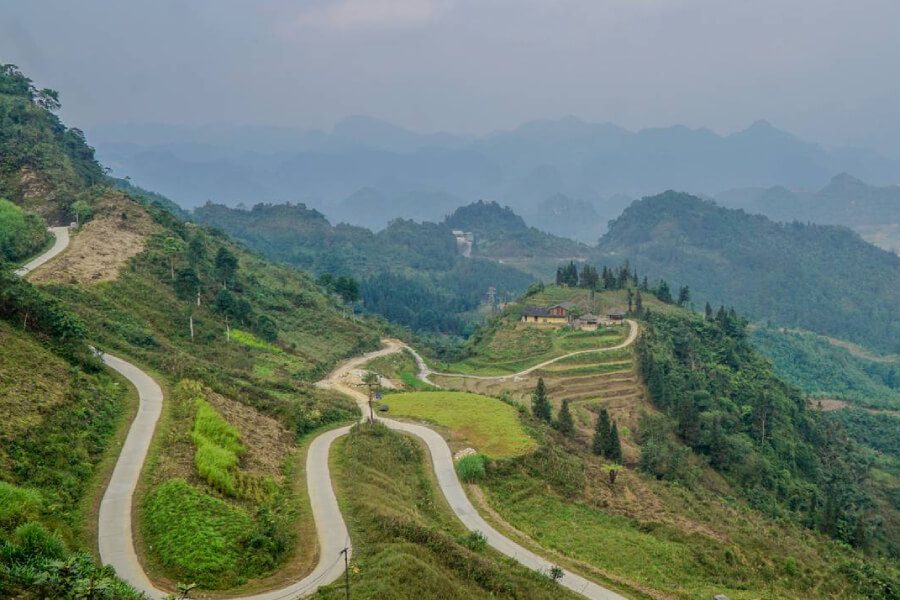 quan ba heaven gate - Vietnam adventure tour
