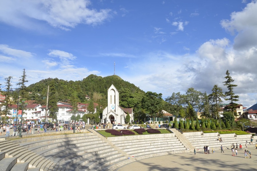 sapa in vietnam 12 days tour