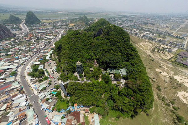 Top 5 must-do things in Da Nang